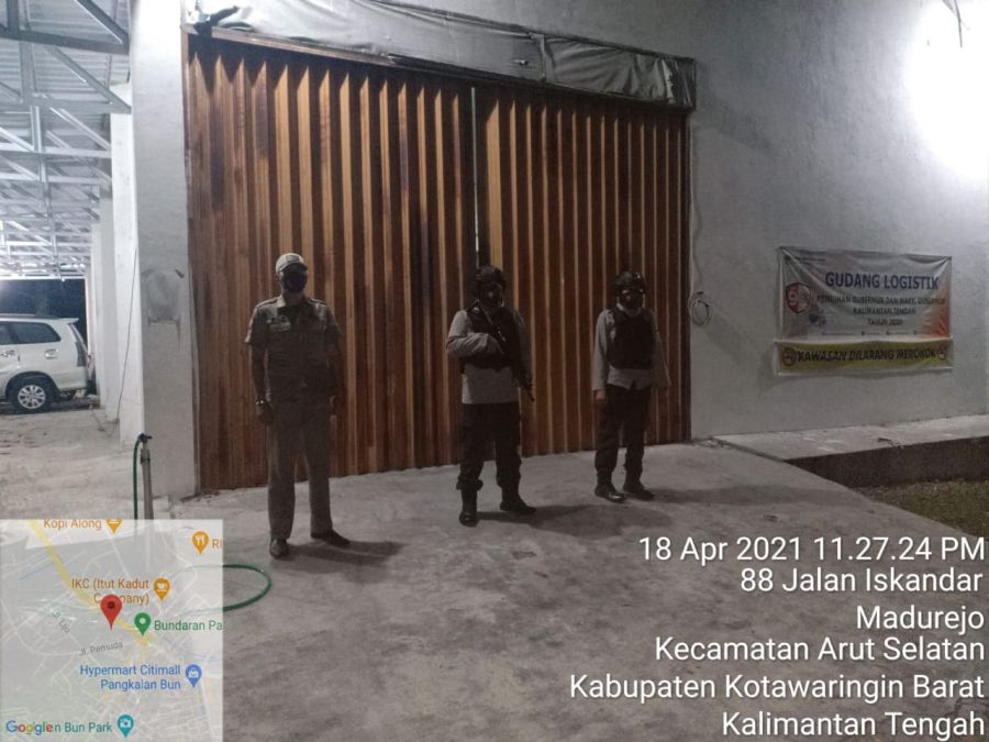 Anggota pos PAM KPU Laksanakan Patroli