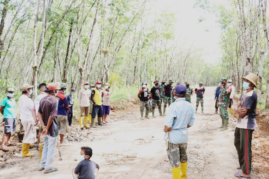 Apel Kesiapan Anggota Satgas TMMD bersama Warga