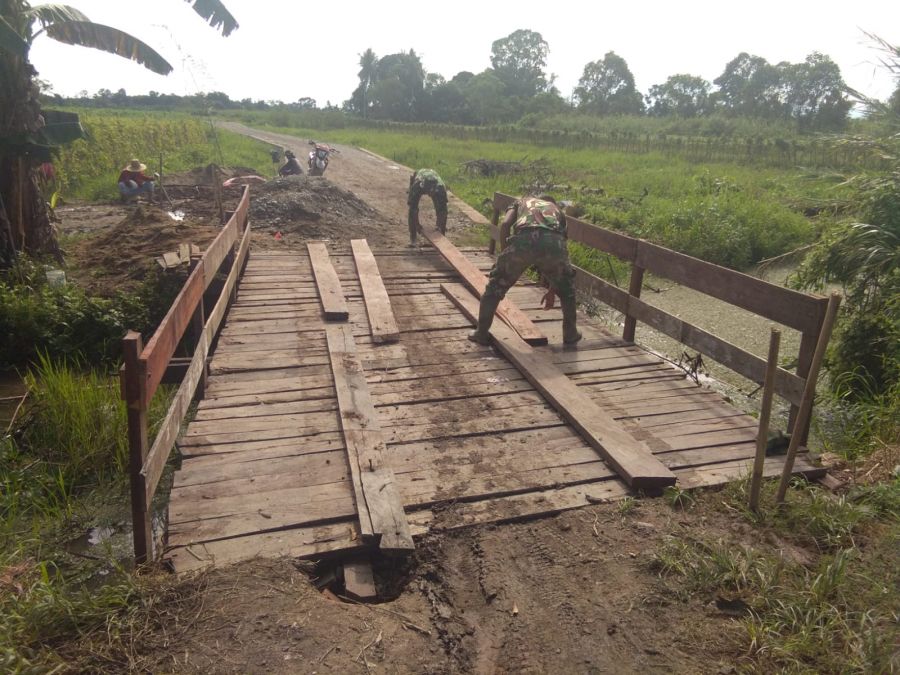 Capai 95 Persen, Lantai Aus Jembatan Dipasang