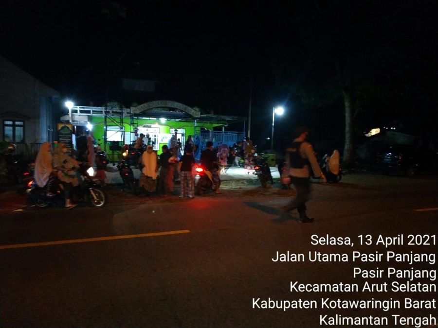 Polres Kobar Laksanakan Pengamanan Sholat Taraweh di Masjid Jannatul Khoirot