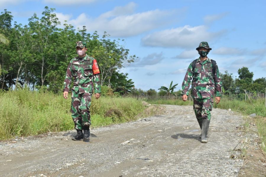 Dansatgas TMMD Ke-112 Kodim HST, Letkol Inf Muh. Ishak HB: Perbaikan Mutu Jalan Sudah Mencapai 50 Pe