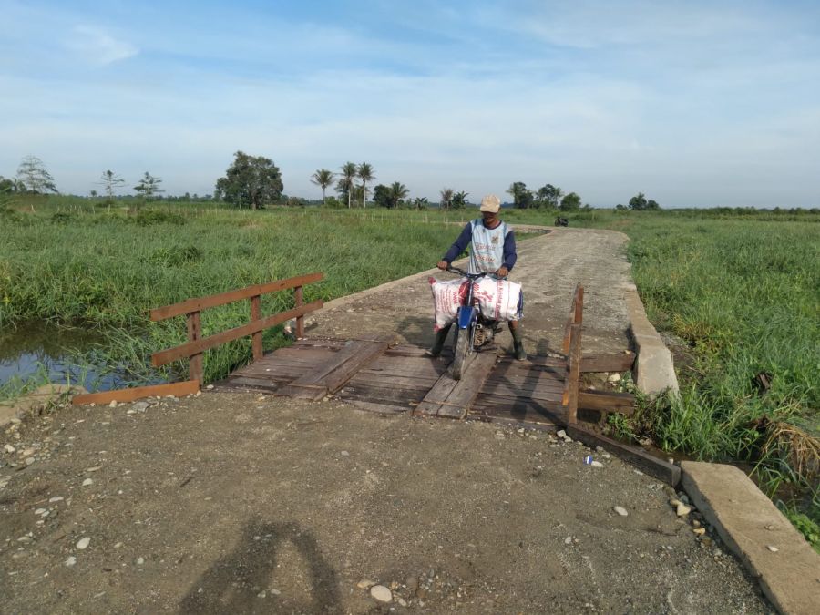 Jembatan STA.1.450 Sudah Dapat Dimanfaatkan Oleh Warga Desa Rantau Keminting