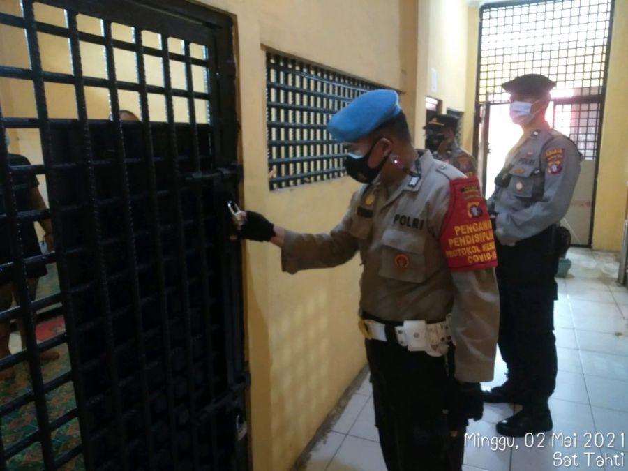 laksanakan pemeriksaan dan pengawasan diRutan