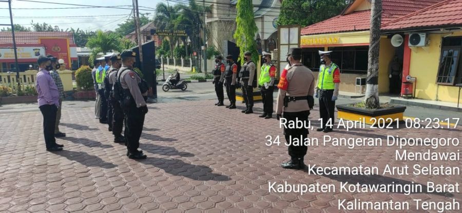 Laksanakan Pengawas Cek Kesiapan Personel Piket Fungsi Sebelum Tugas