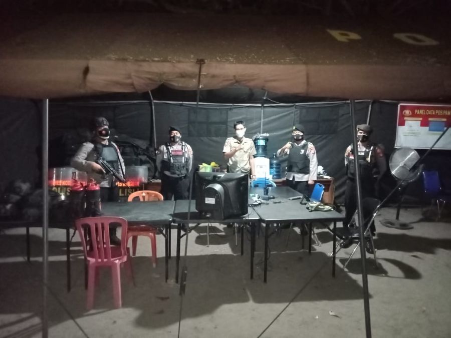 Laksanakan Team Patroli Rajawali sambangi Kantor KPUD di Kobar. 