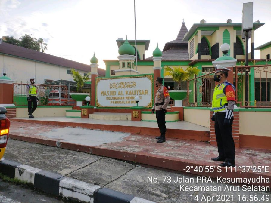 Lakukan Patroli Sore polres kobar Tempat Ibadah
