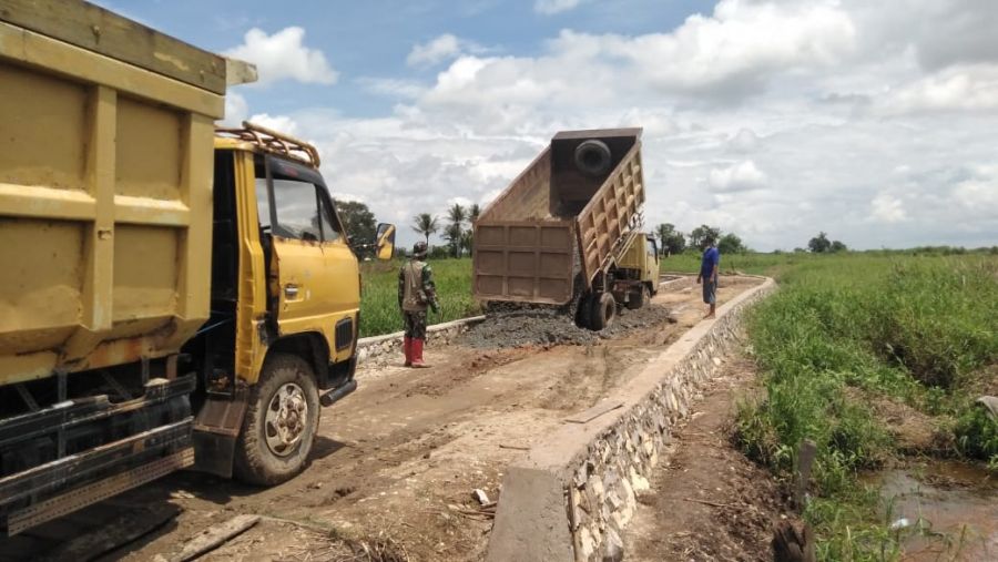 Material Sertu Terus Didrop Ke Lokasi Pra TMMD