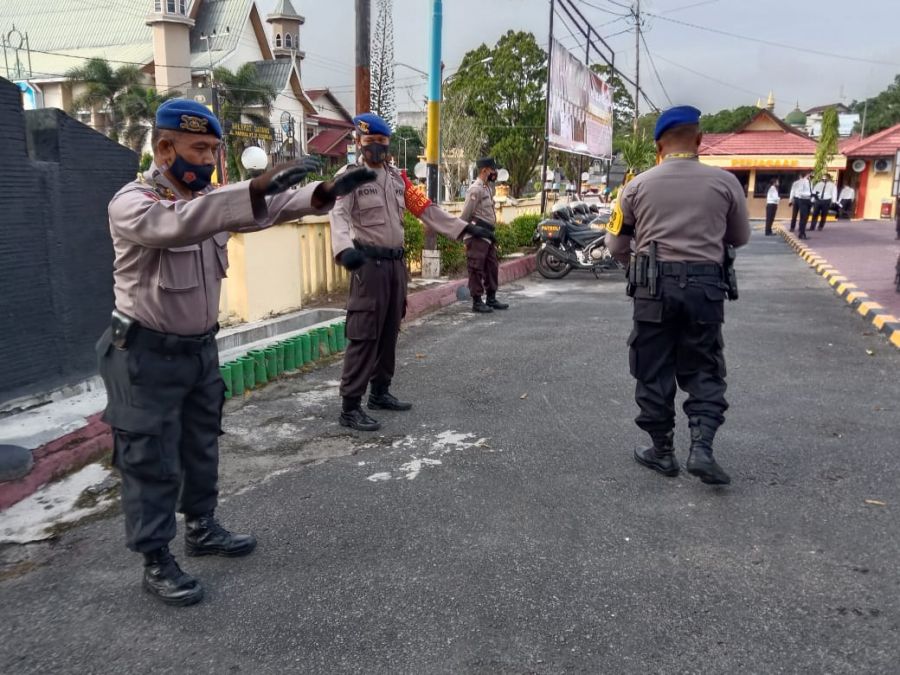 Pandemi Belum Berakhir, Personel Satpolairud Polres Kobar
