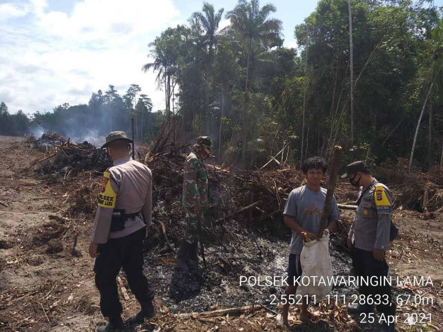 patroli hutan dan lahan untuk mencegah kebakaran