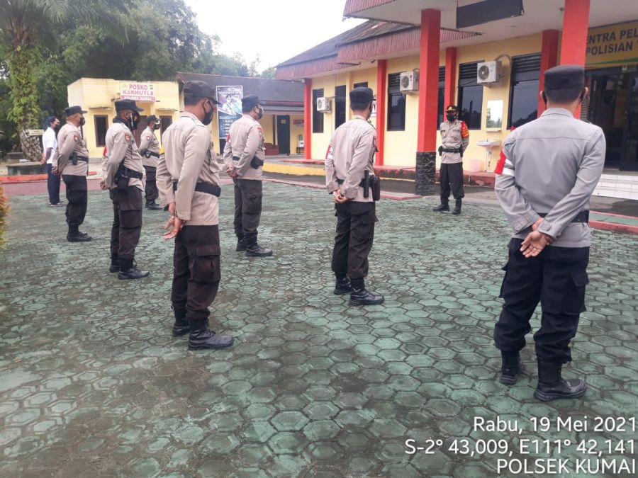 pelaksanaan tugas sehari-hari, anggota Polsek