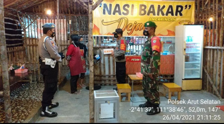 Pendisiplinan Pemakaian Masker di Tempat Hiburan Malam dan Warung Makan.