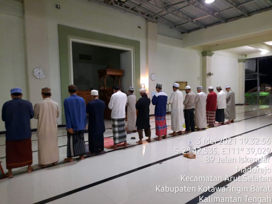 pengamanan Ibadah Shalat Tarawih 1442 H di Masjid Nurul Madinah,