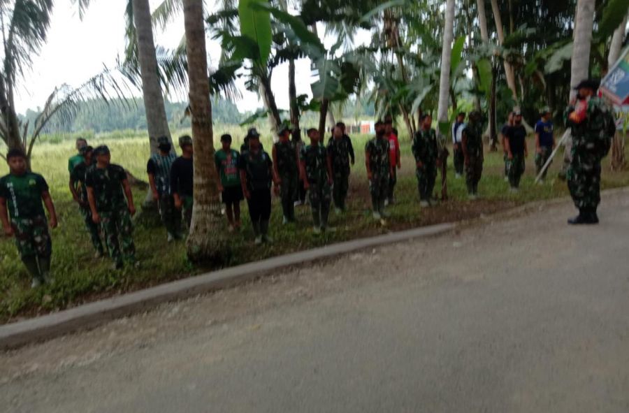 Pengecekan Apel Pagi Oleh Dan SSK TMMD ke-112 Kodim