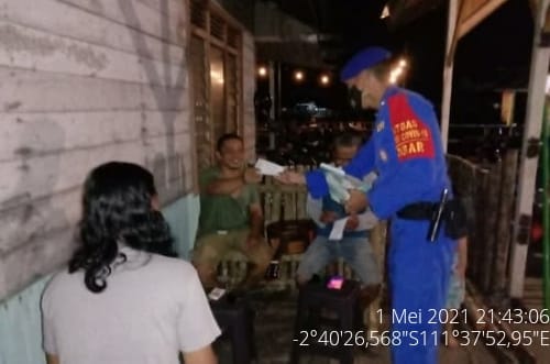 Polmas di bantaran sungai arut i