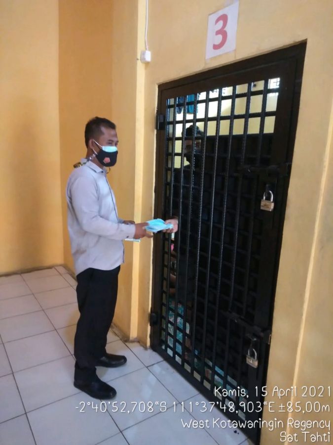Polres Kobar rutin berikan perlengkapan tahanan berupa masker