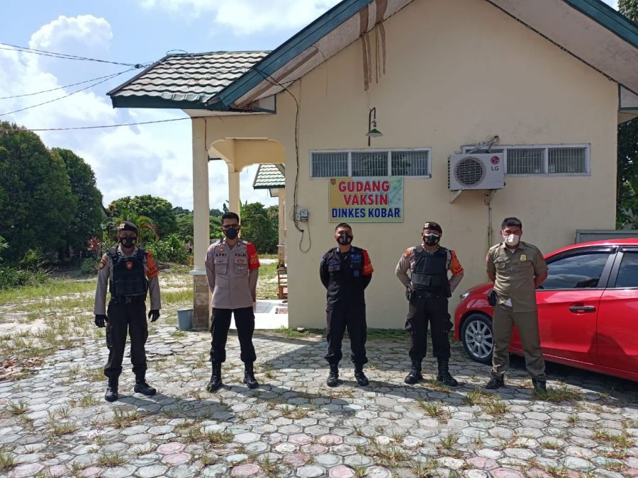 Polres Kotawaringin Barat rutin sambangi gudang Dinas Kesehatan. 