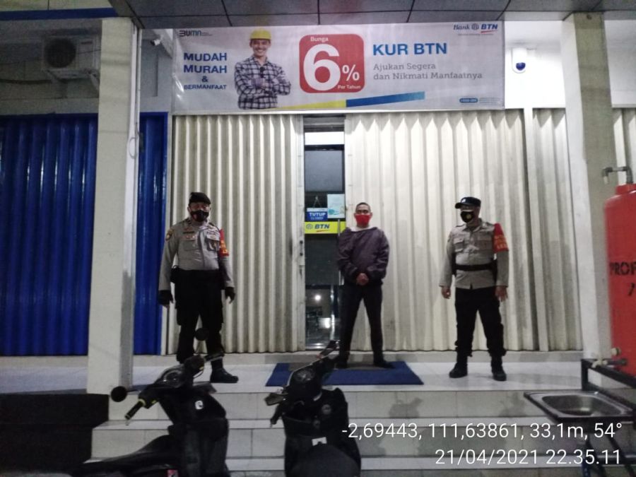 Polsek Arsel Rutin Patroli Ke Objek Vital Kantor Pegadaian