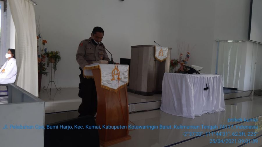 Polsek Kumai Lakukan Himbauan di gereja diwilaya kec. Kumai