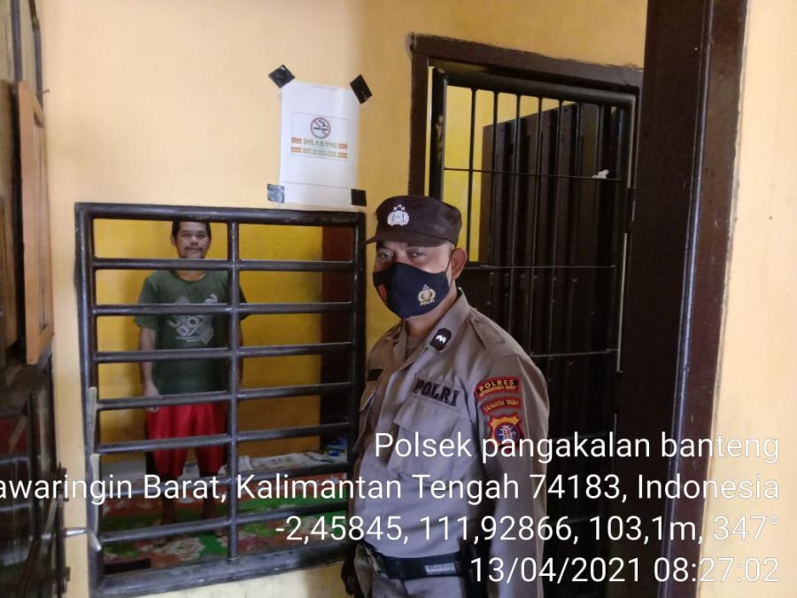 Polsek Pangkalan Banteng Piket Polsek Lakukan Pengecekan Tahanan