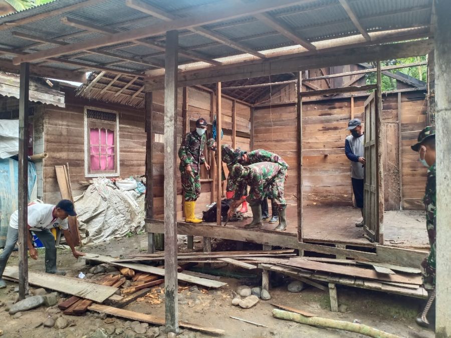 Rumahnya Dirobohkan Bukannya Sedih, Rusdi Malah Gembira
