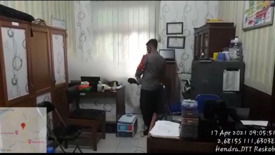 Rutin,Laksanakan Penyemprotan Fogging Disinfektan di Ruangan Kerja Cegah Virus Corona.