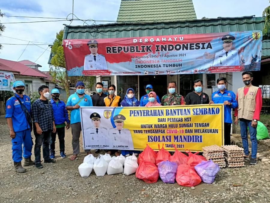 Salurkan Bantuan Kepada Warga Isoman