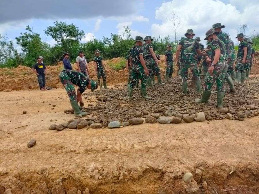 Satgas TMMD Kodim 1004/Kota Baru Maksimalkan Waktu Untuk Capai Terget