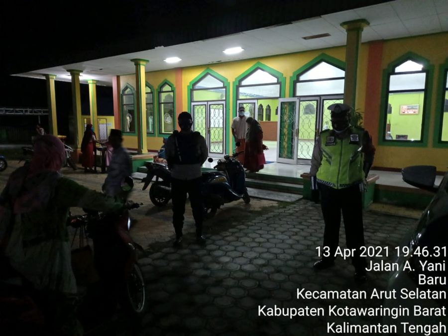 Selain Amankan Taraweh, Satlantas Polres Kobar himbauan agar mematuhi prokes