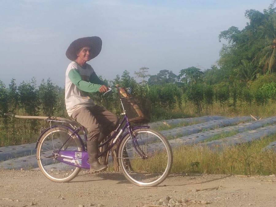 Sepeda Pun Dapat Melenggang Dengan Nyaman Di Jalan TMMD