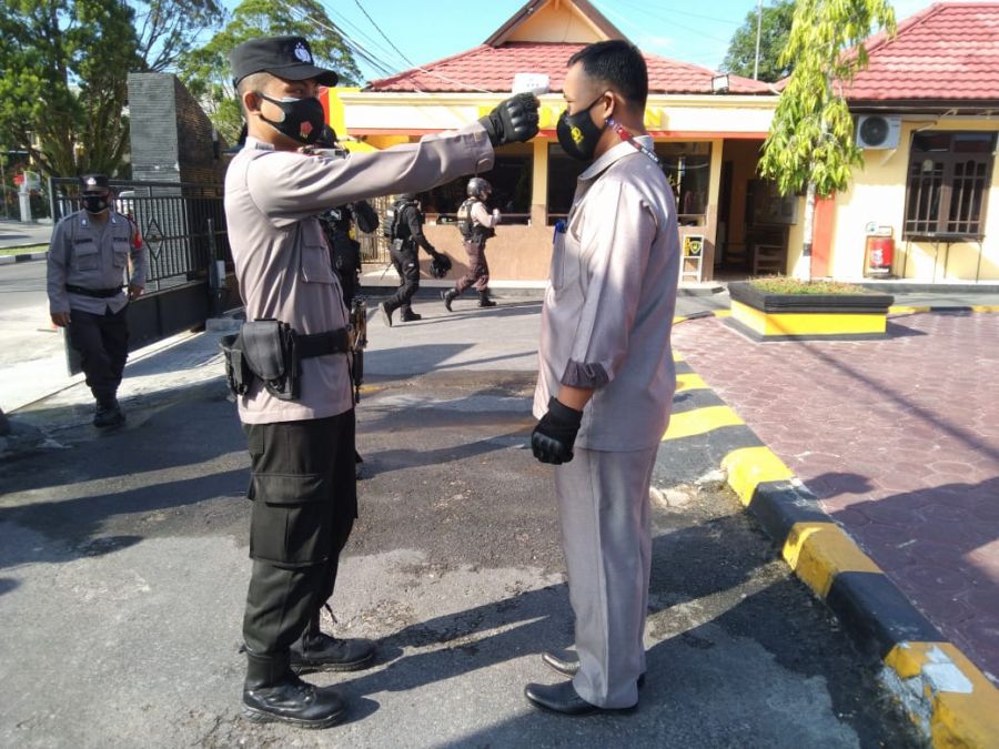 Skrining Covid – 19 Melalui Pengecekan Suhu