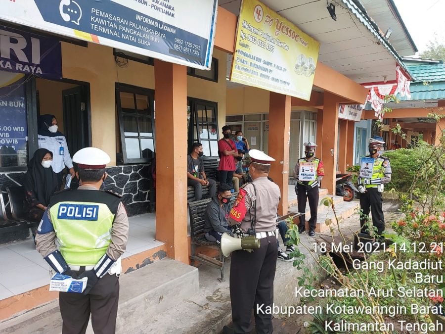 Sosialisasikan Protokol kesehatan dan Maskerisasi di Terminal Natai Suka