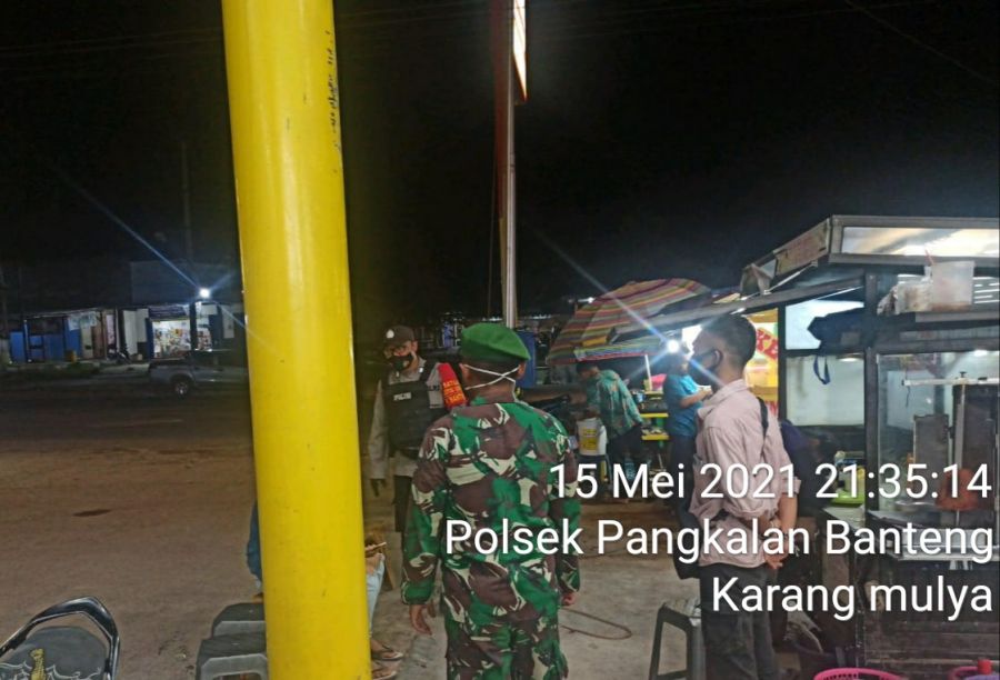 TNI-POLRI lakukan patroli seputar ruas jalan poros A.Yani
