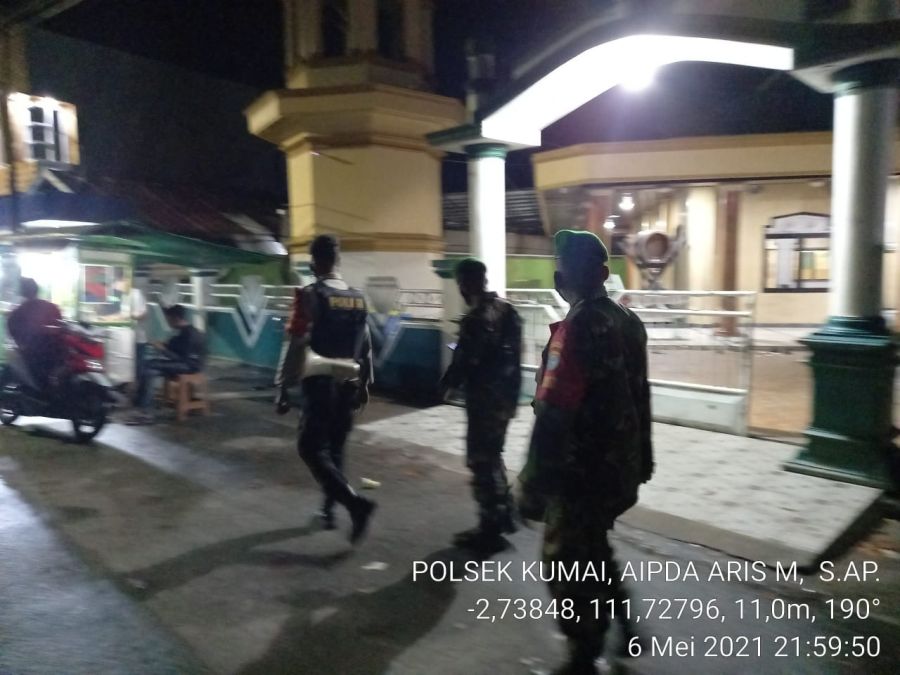 TNI POLRI lakukan Pengamanan Ibadah shalat tarawih