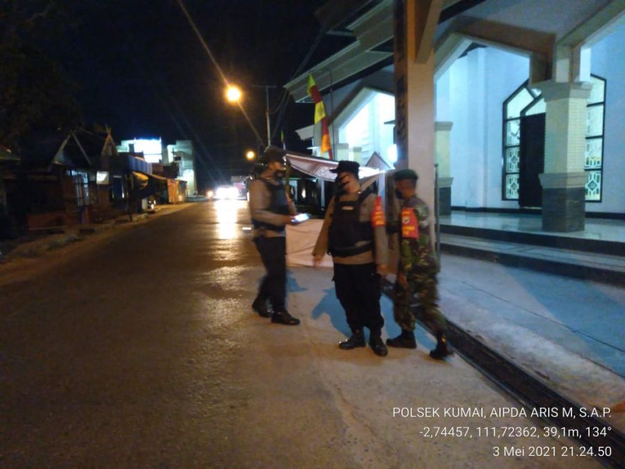 TNI POLRI mengamankan jalannya ibadah tarawih